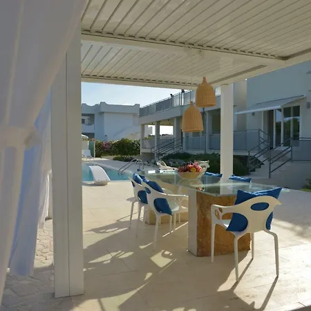 Giglio Di Mare Апартаменты Поликоро